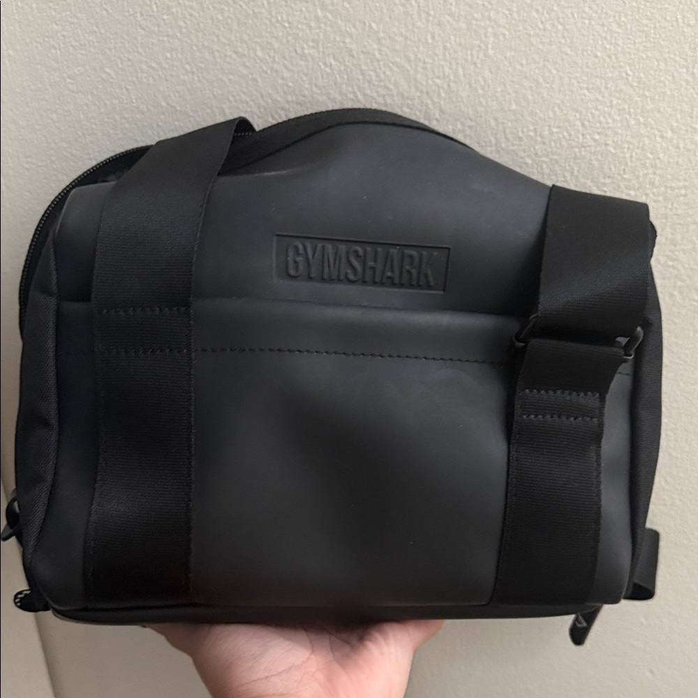 Gymshark Black Duffel Bag for WOMEN